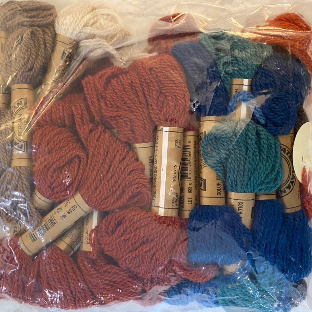 Needlepoint Kit Traditional Oriental Rug Design Mouchakar Rust Unique Design NWT - Picture 6 of 7